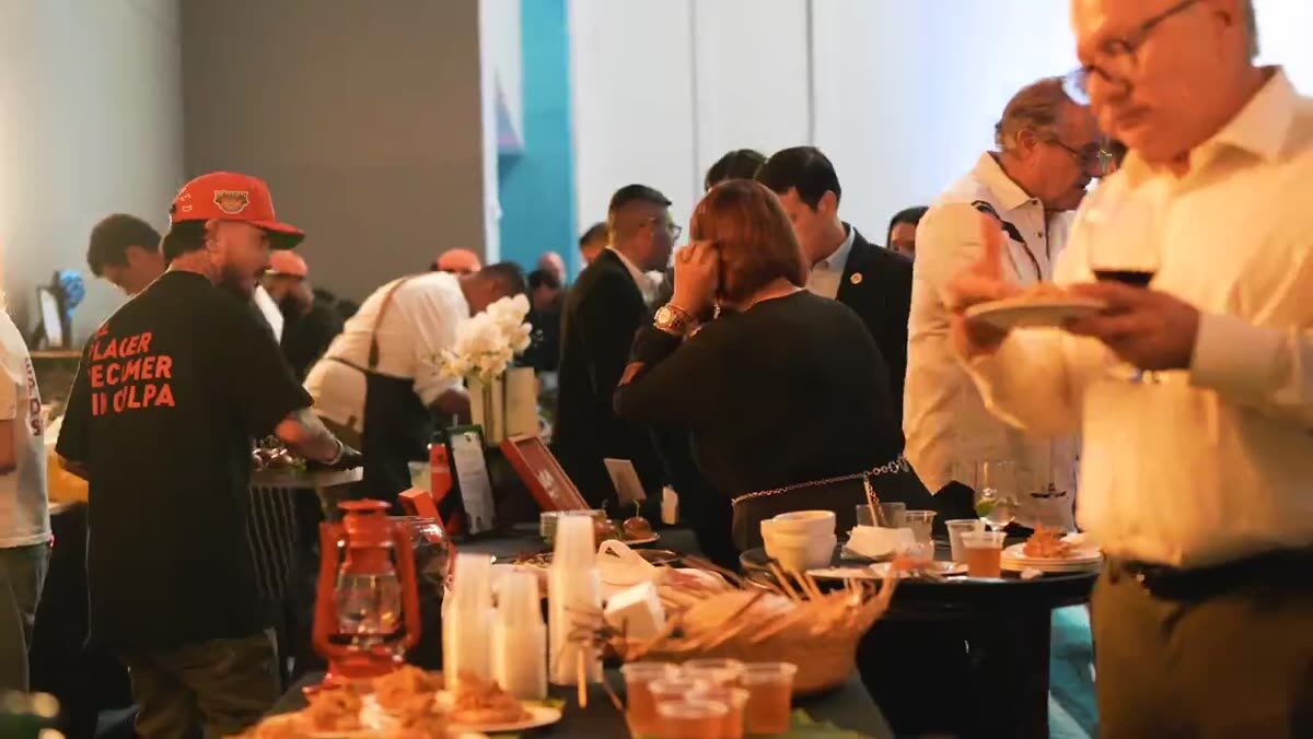 Ambiente del evento Tapeando Contra el Cáncer