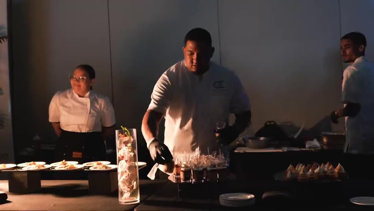 Chefs trabajando durante el evento